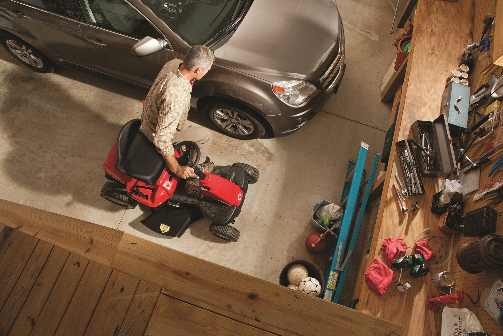 Troy-Bilt TB30B 340cc 30-Inch Premium Neighborhood Riding Lawn Mower - image 6