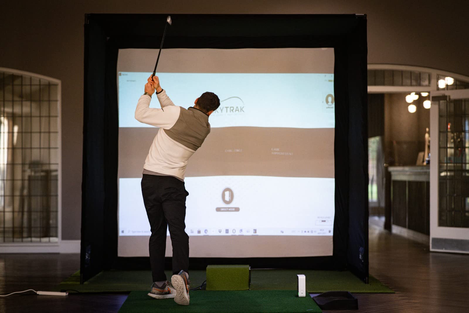 Simbox Golf Simulator Enclosure - image 4